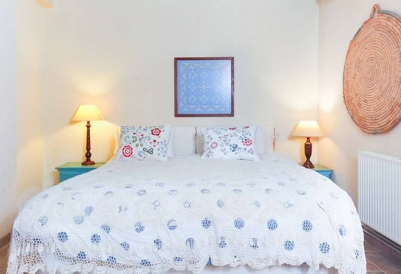 پانسیون Adamos Studio Hotel Apartments