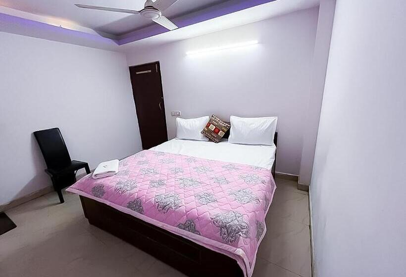 Roomshala 112 Hotel Blissbourn   Lajpat Nagar