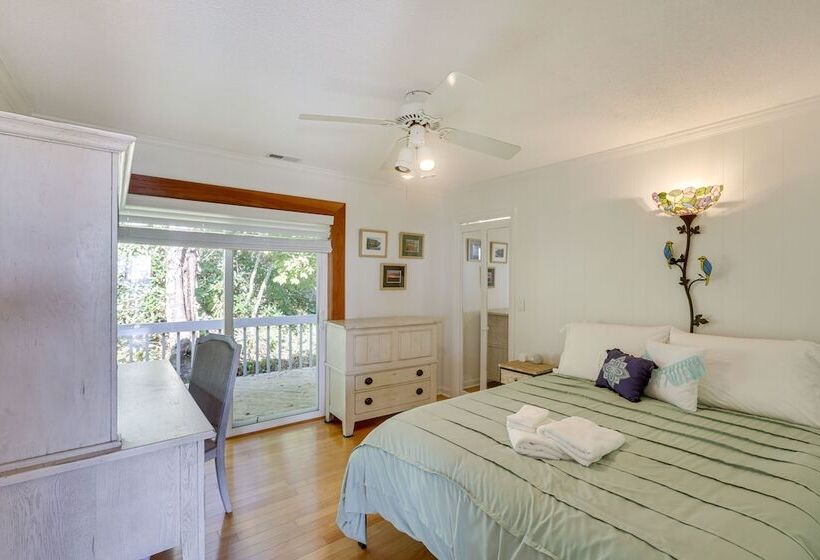 Blowing Rock Home W/ Hot Tub & Mountain View Deck!