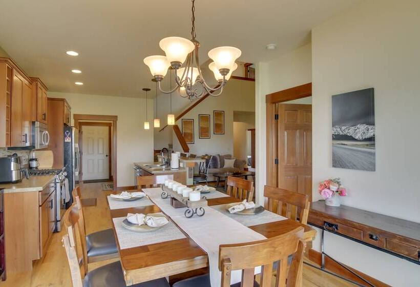 9 Mi To Downtown: Bozeman Vacation Home W/ Hot Tub