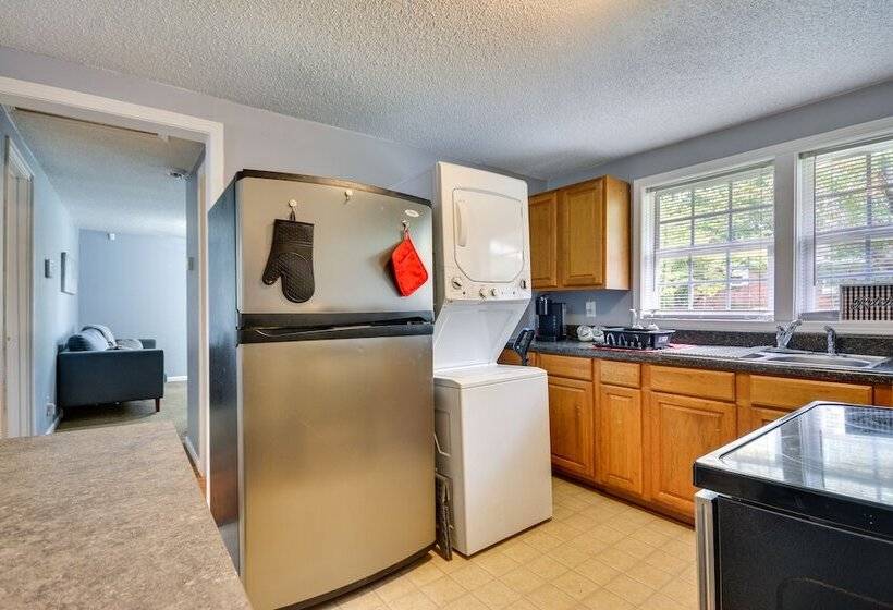 Charming Lexington Home   2 Mi To Downtown!