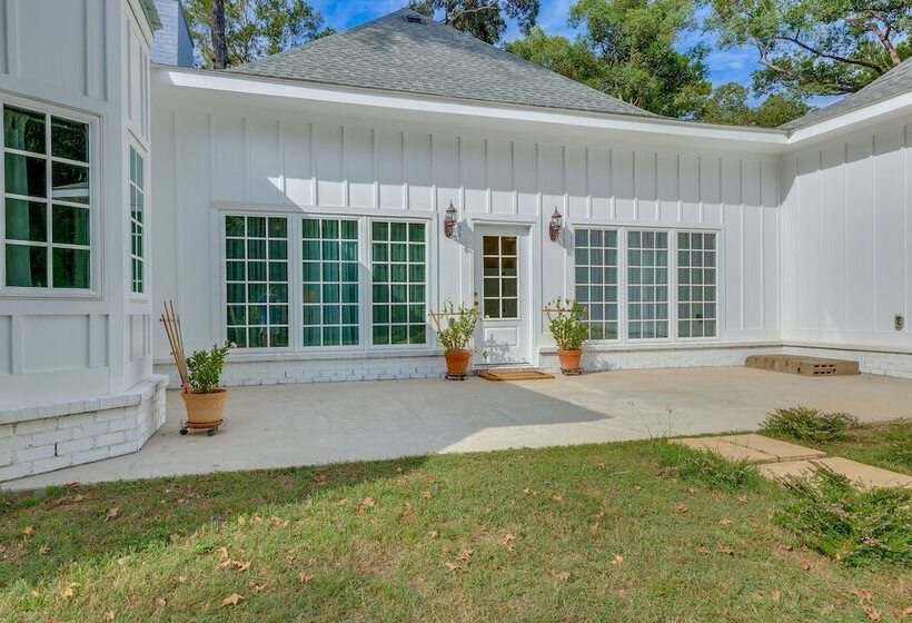 Fairhope Cottage: 2 Mi To Town & Pier!