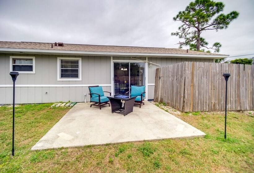 Fort Myers Vacation Home W/ Patio ~ 14 Mi To Beach