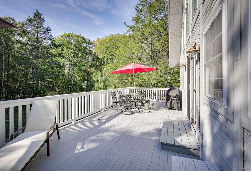 Frye Island Family Cabin With Lake & Beach Access!