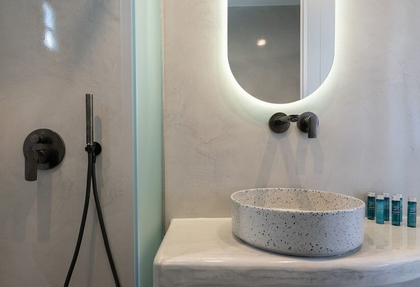 هتل Aegean Diamonds Luxury Suites