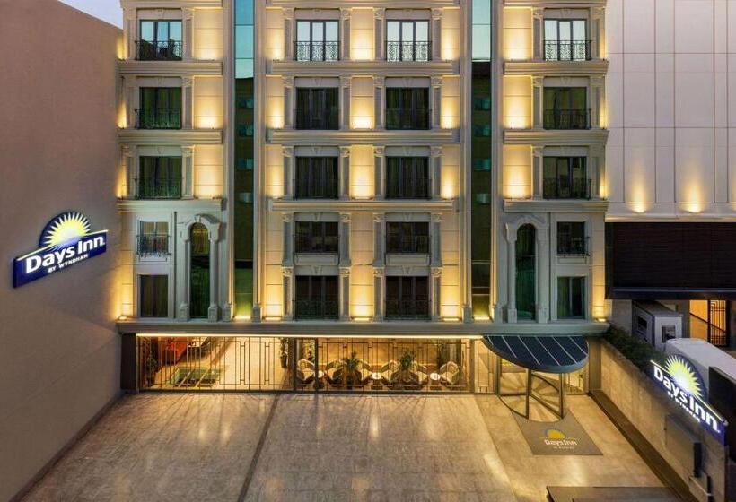 هتل Days Inn By Wyndham Istanbul Bomonti