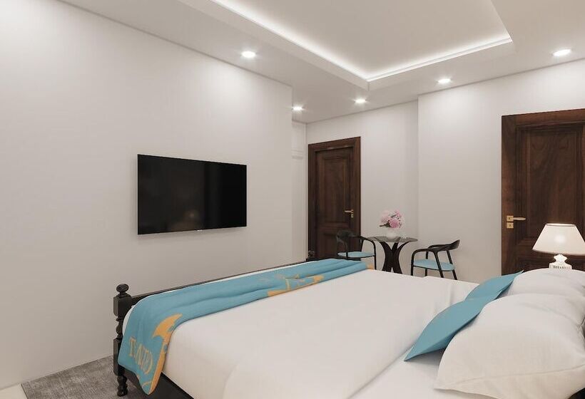 هتل Luna Oriental