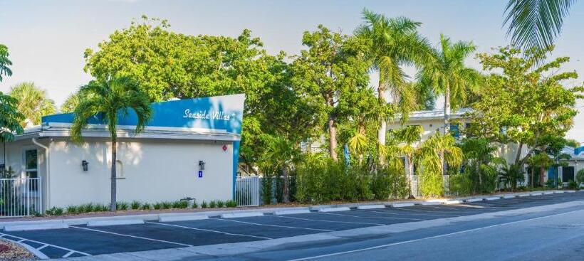 هتل Seaside Villas