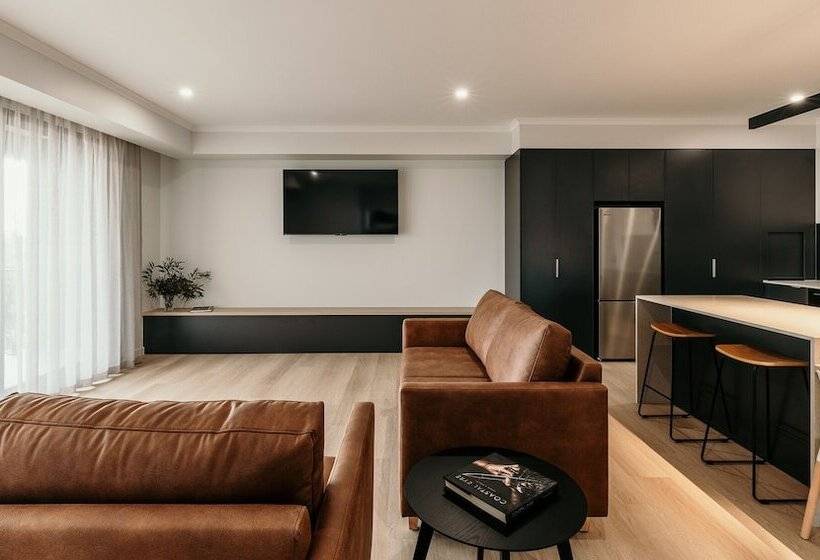 Met Apartments