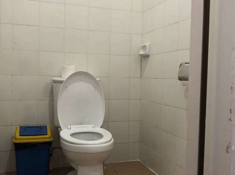Ohlala Hostel