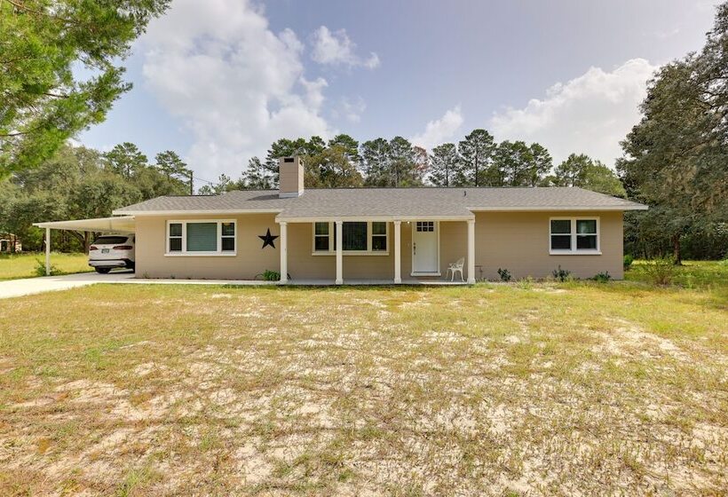 Peaceful Country Home In Williston: Horses Welcome