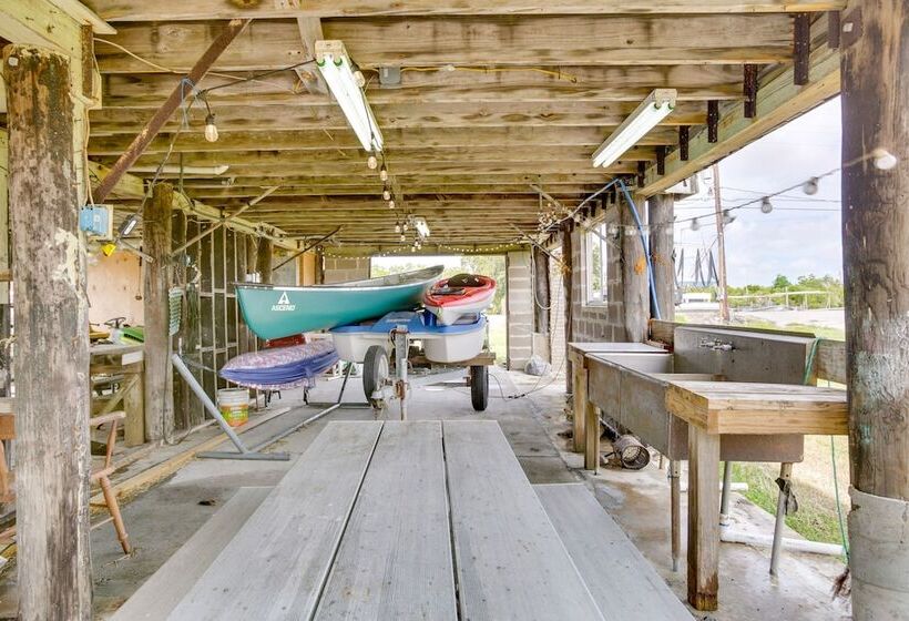 Pet Friendly St Bernard Home Near Fishing!