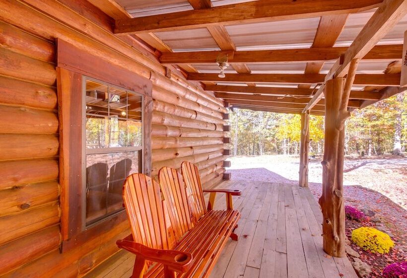 Serene Pikeville Cabin: 20 Mi To Fall Creek Falls!