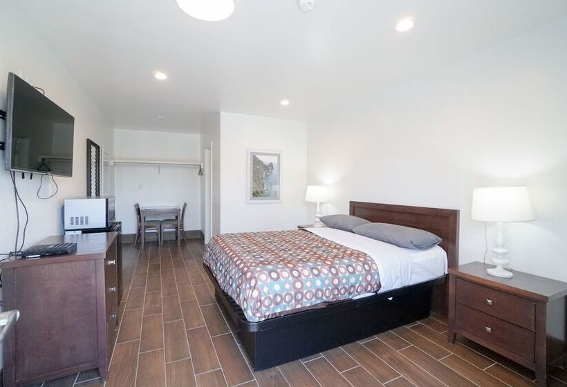 Signal Hill Motel