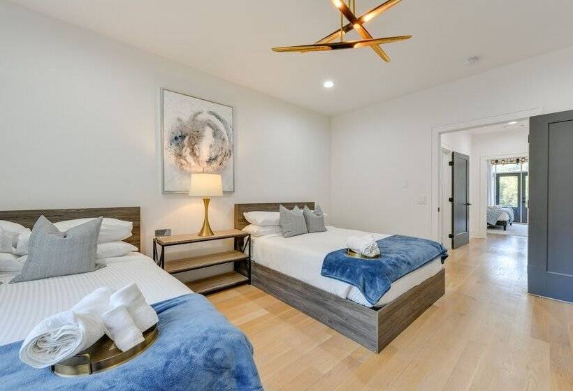 South End Charlotte Townhome < 2 Mi To Uptown!