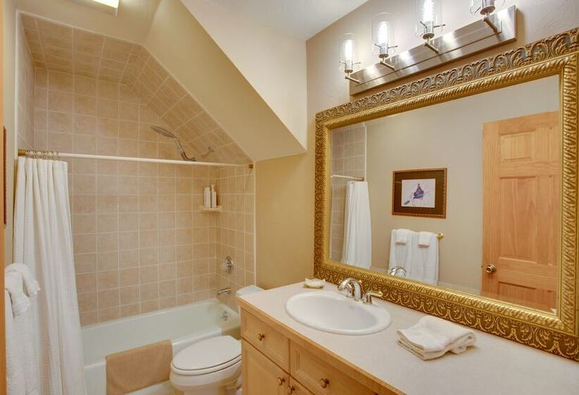 Avon Duplex ~ 6 Mi To Beaver Creek Resort!