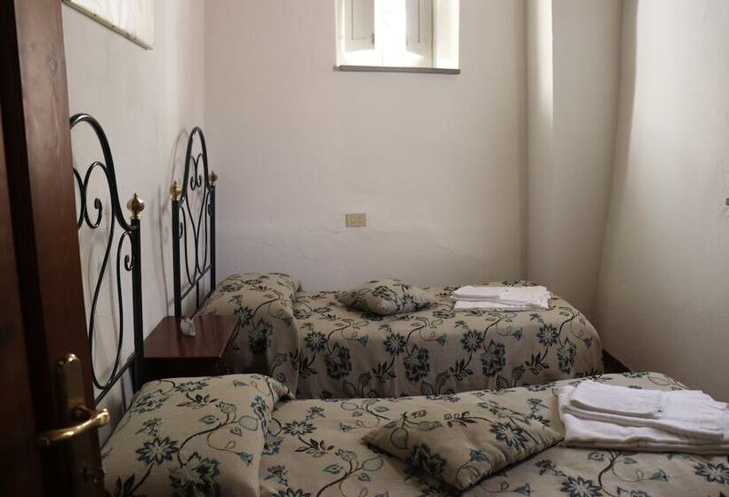 مبيت وإفطار Badia Il Vingone