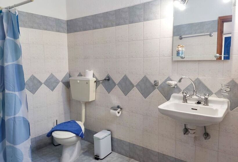 تختخواب و صبحانه Galini Studios