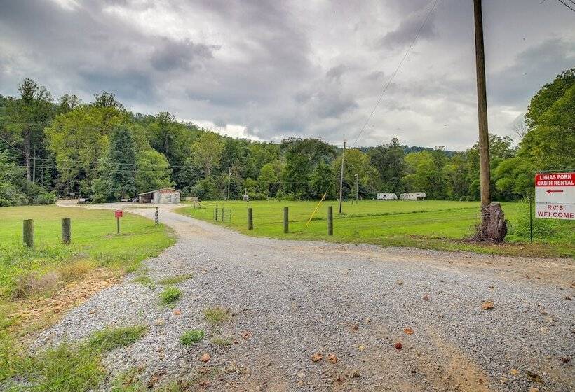 Briceville Cabin W/ River Access & Mountain Views!