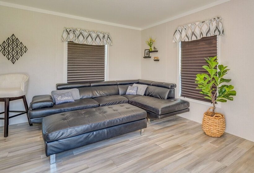 Brooksville Home W/ Fenced Yard   14 Mi To Coast!