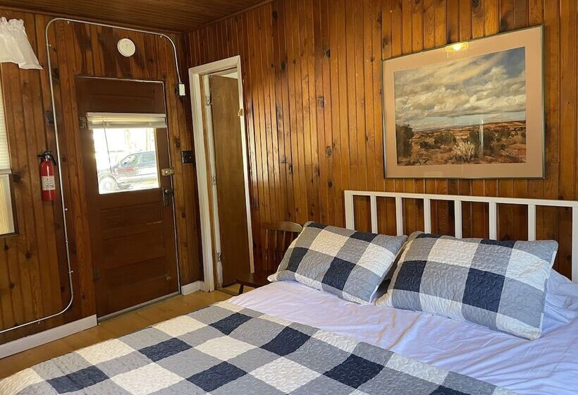 Casey S Cabins