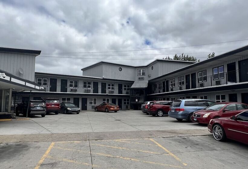 Cindy Lyn Motel