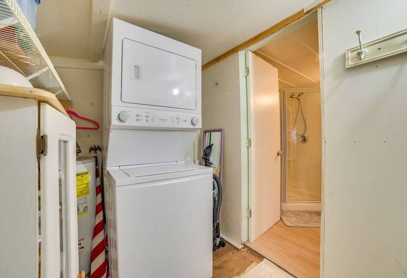 Cozy Otsego Lake Cabin: < 1 Mi To Sandy Beach!