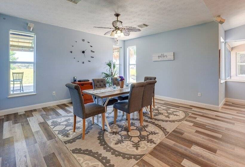 Fort Pierce Escape: Beach Entry Pool, Waterslide!