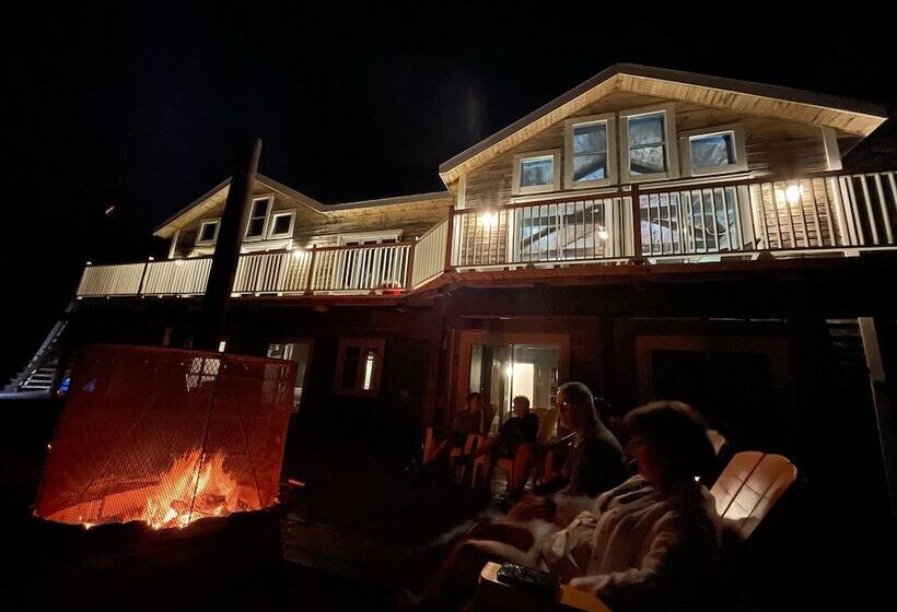 هتل Auberge Et Spa Le Huard