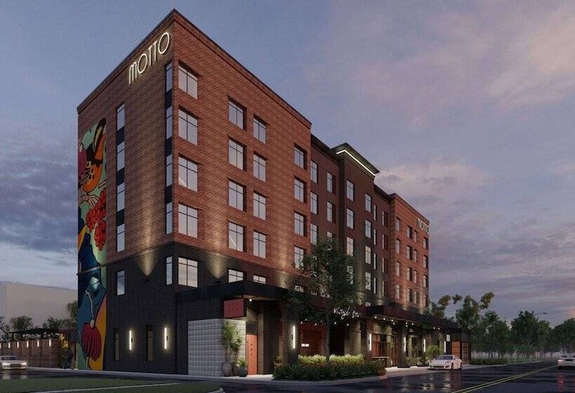 هتل Motto By Hilton Bentonville Downtown