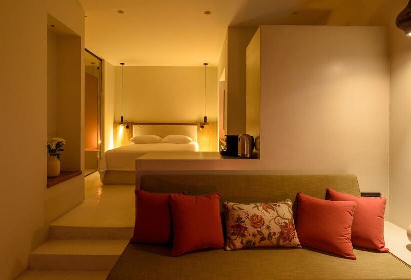 酒店 Potnia Theron Suites