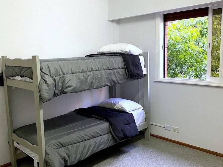 هتل Ruda Hostel