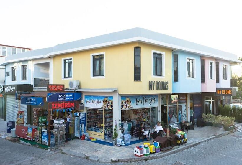 ホテル Urla My Rooms