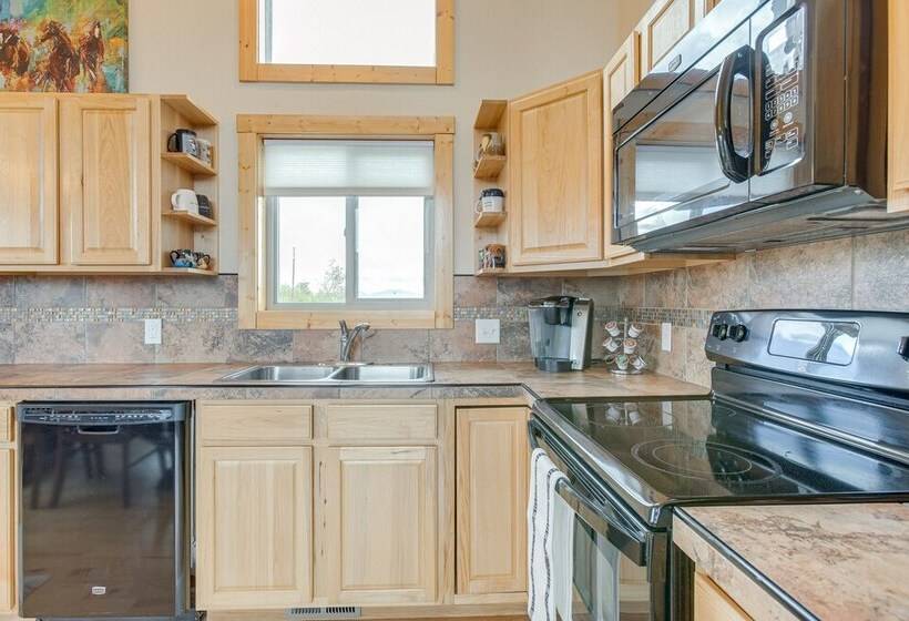 Jefferson Mountain Cabin W/ Private Deck & Grill!