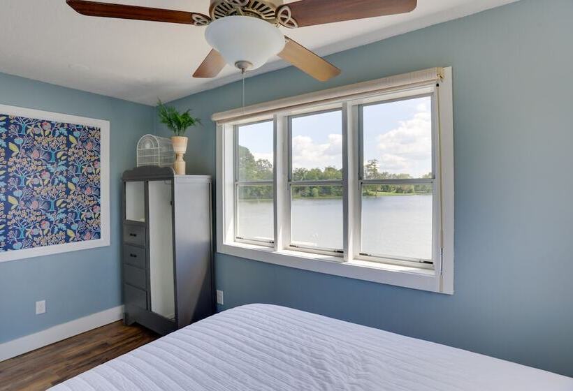 Lakefront Alabama Escape W/ Boat Dock & Fire Pit!