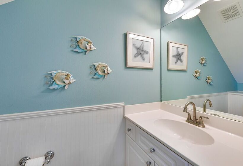 Lemoncello Cottage:  Walk To Blue Mountain Beach!