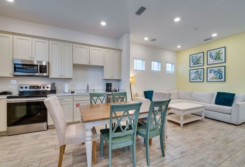 Modern Kissimmee Cottage ~ 5 Miles To Disney Parks
