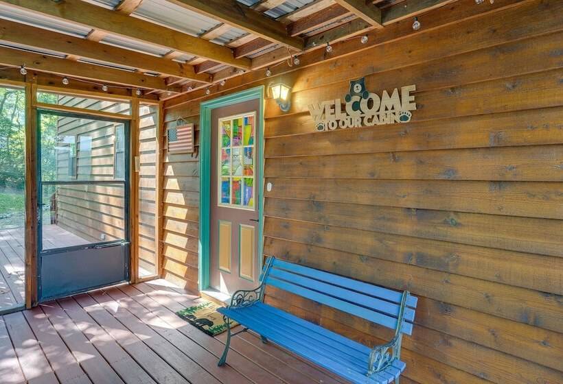 Murphy Cabin W/ Deck & Sweeping Mountain Views!