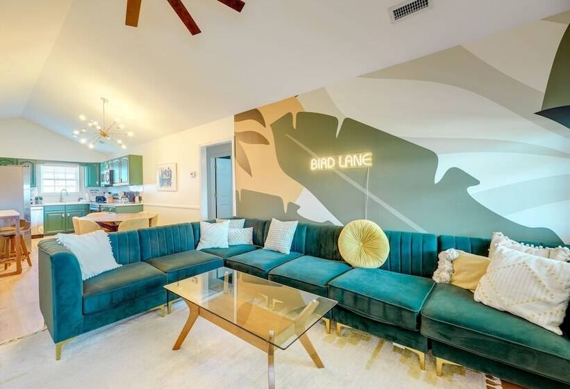 North Topsail Beach Home   Walk To The Ocean!