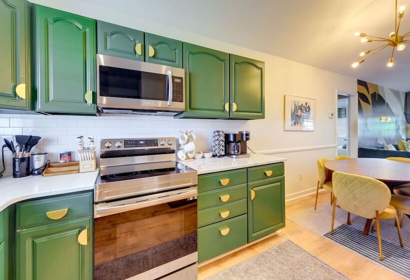 North Topsail Beach Home   Walk To The Ocean!