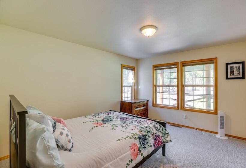 Oregon Retreat ~ 2 Mi From Lapine State Park