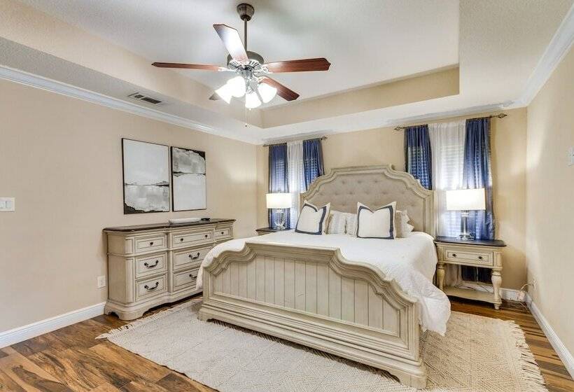 Pensacola Home W/ Private Lanai, 9 Mi To Downtown!