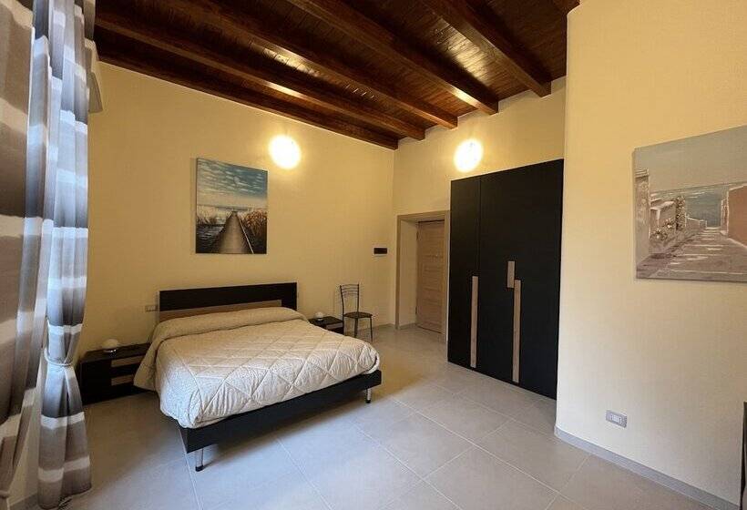 Пансион In Centro Rooms And Apartments