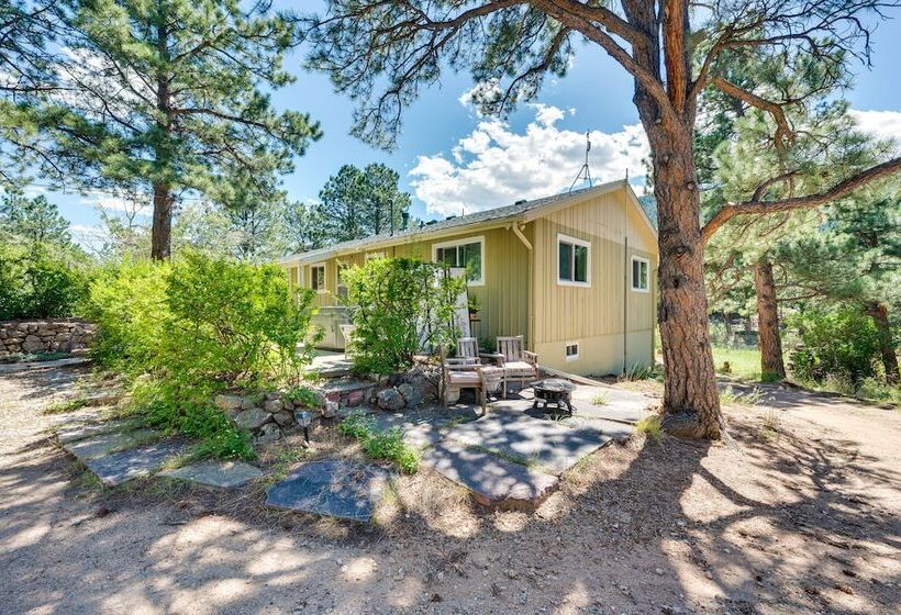 Serene Home W/ Hot Tub 6 Mi To Boulder Falls!