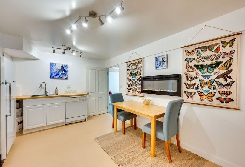 Serene Home W/ Hot Tub   6 Mi To Boulder Falls!