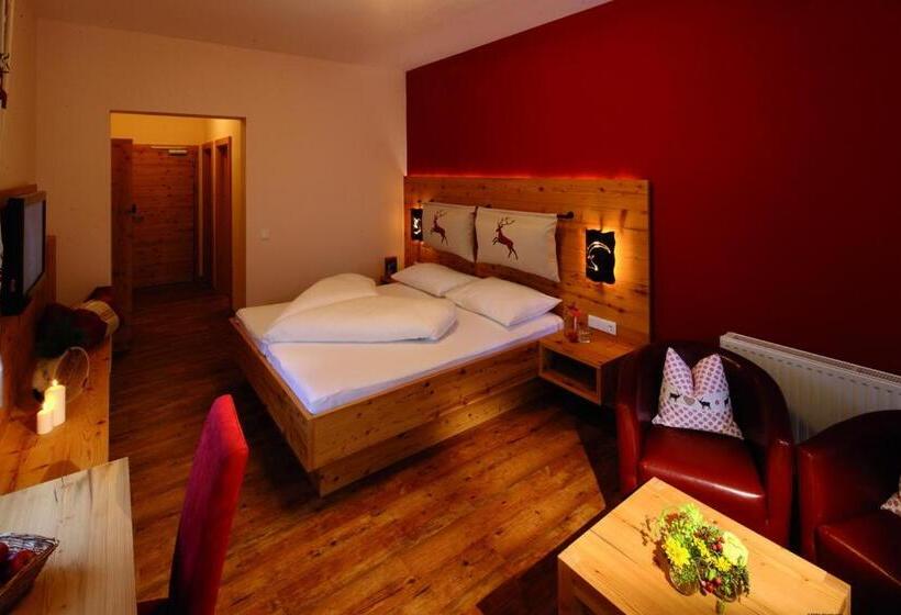 호텔 Almgut Mountain Wellness