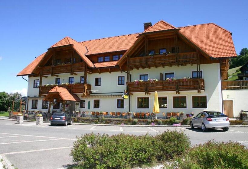 ホテル Alpengasthof Moser