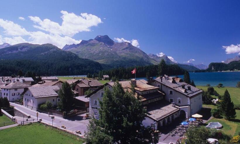 ホテル Chesa Grischa