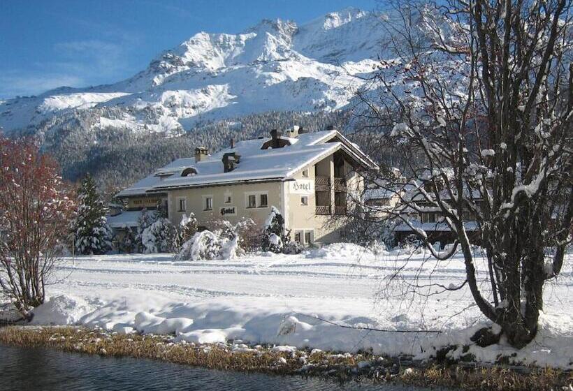 ホテル Chesa Grischa