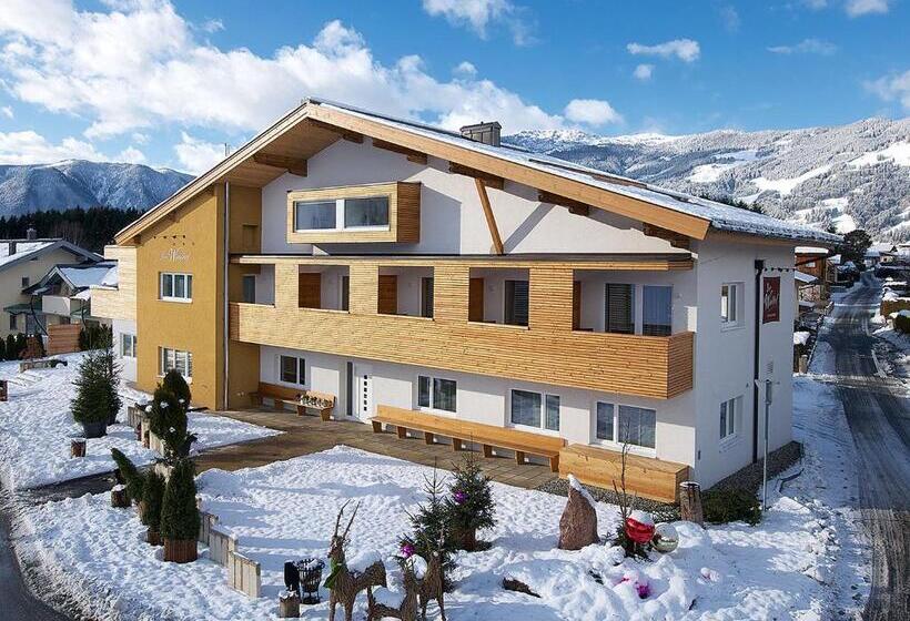هتل Der Winklhof